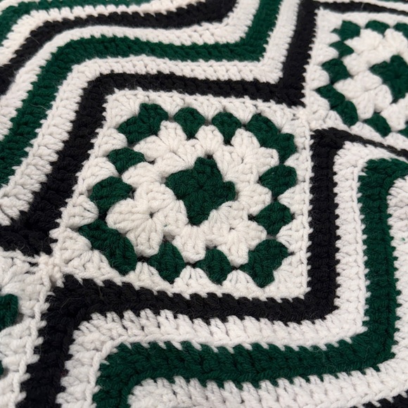 Philadelphia Eagles handmade crochet afghan - Picture 2 of 5